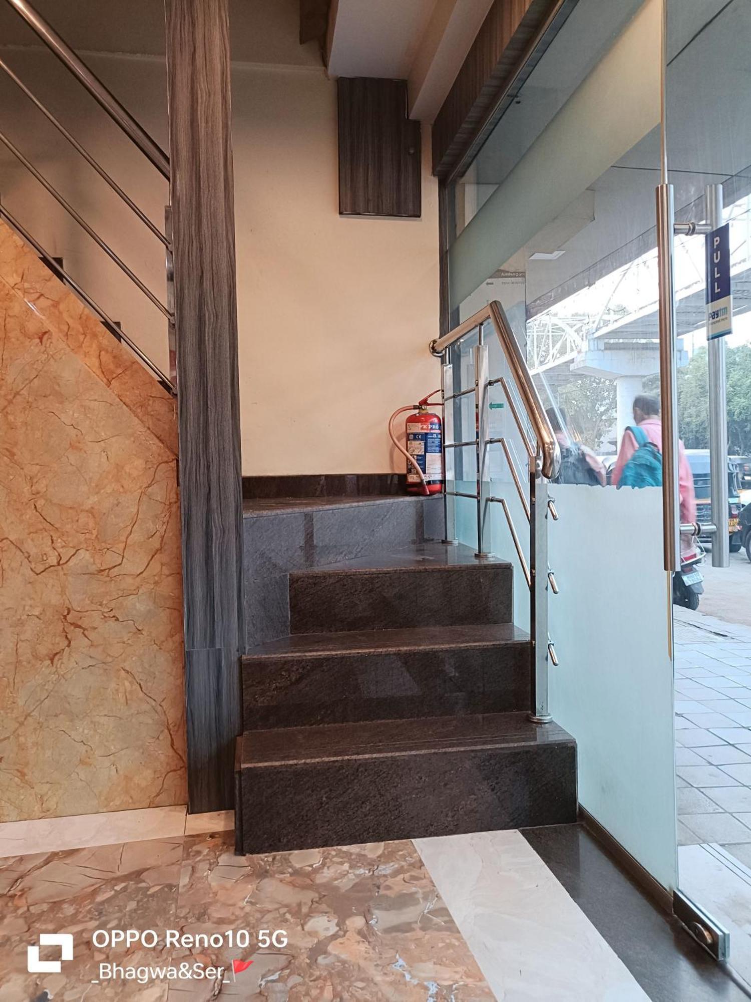 Hotel Time Gold Near Domestics Airport Bombay Exterior foto